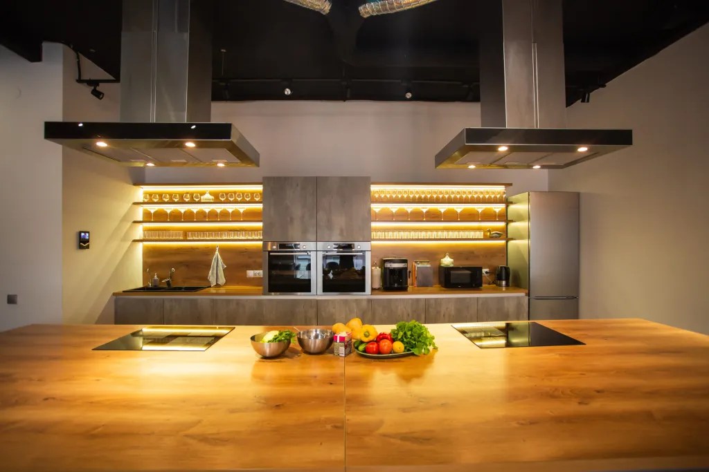 Modern home bar with sleek design