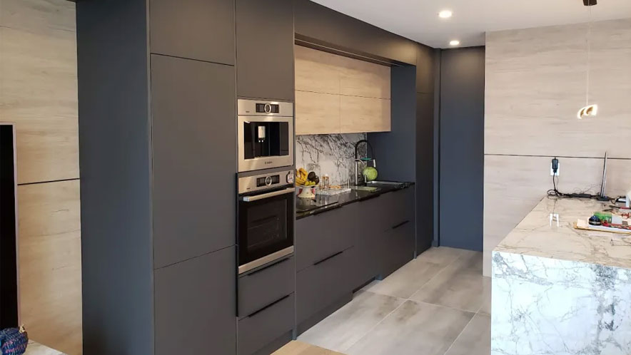 Custom kitchen cabinets for modern homes